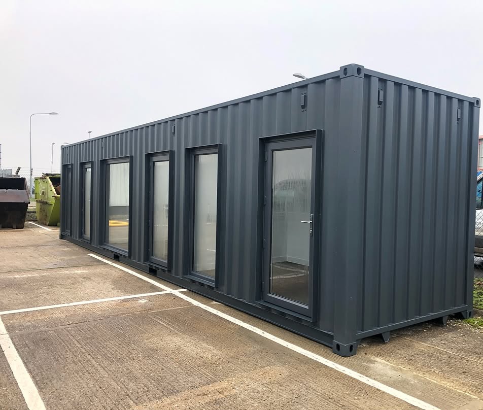12/40ft Modern Container Office Unit